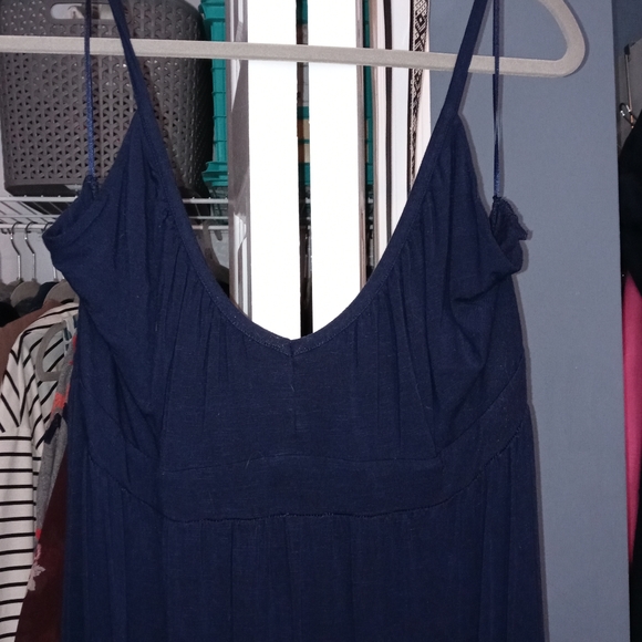 Old Navy Maxi Dress - Picture 2 of 4